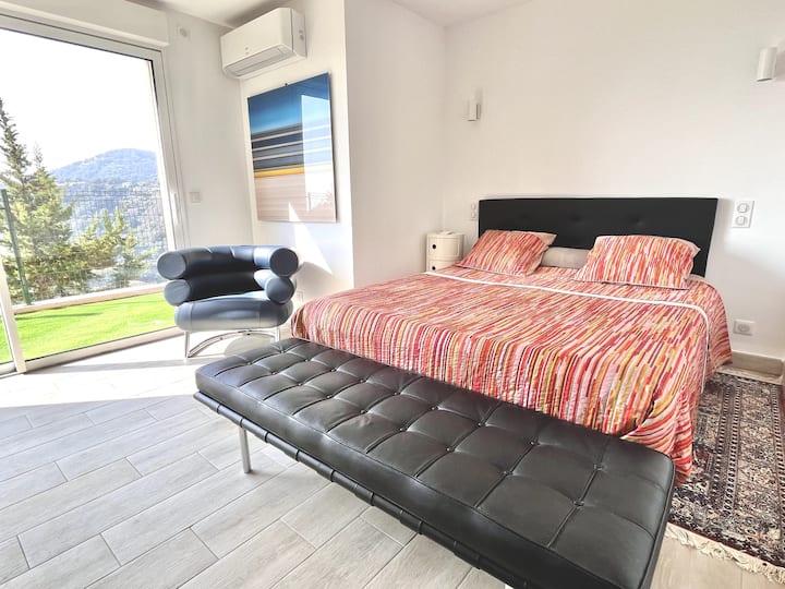 საძინებელი 1