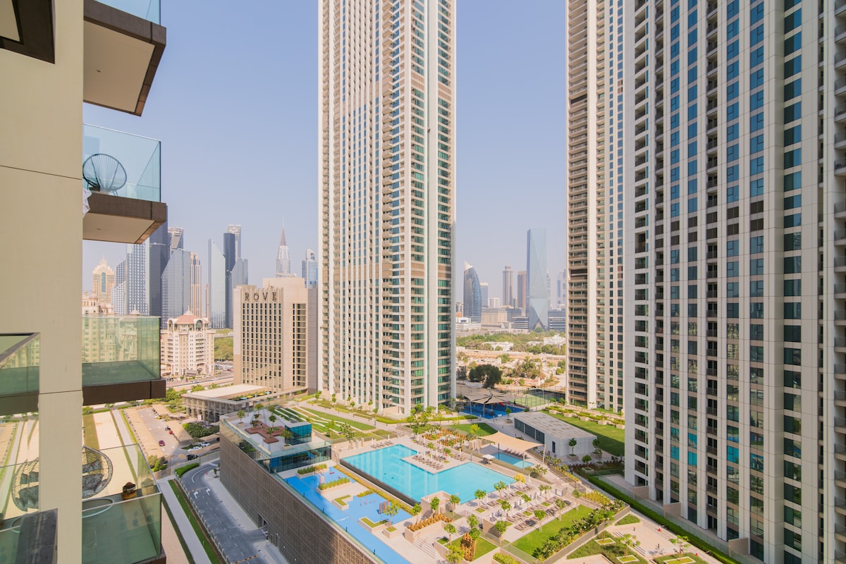 1-Bedroom Apartment · Downtown View · III 2