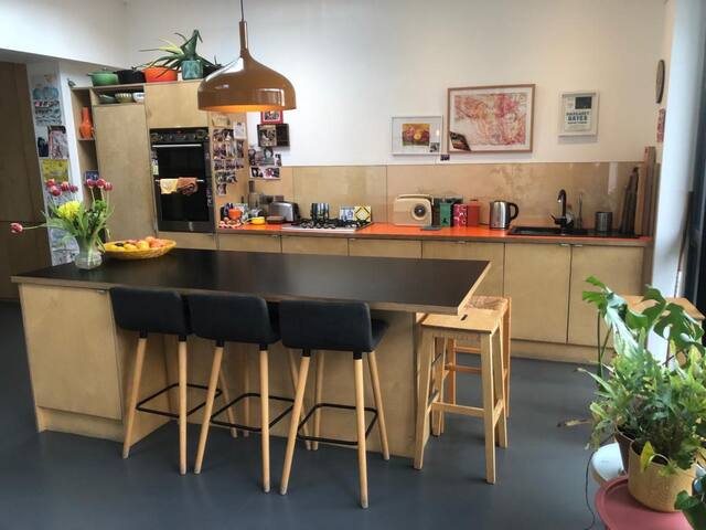 City living with garden, park, canal, luas gallery image 3