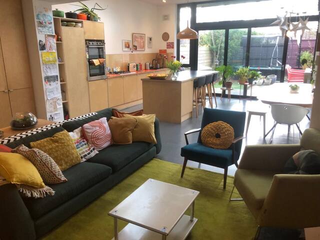 City living with garden, park, canal, luas