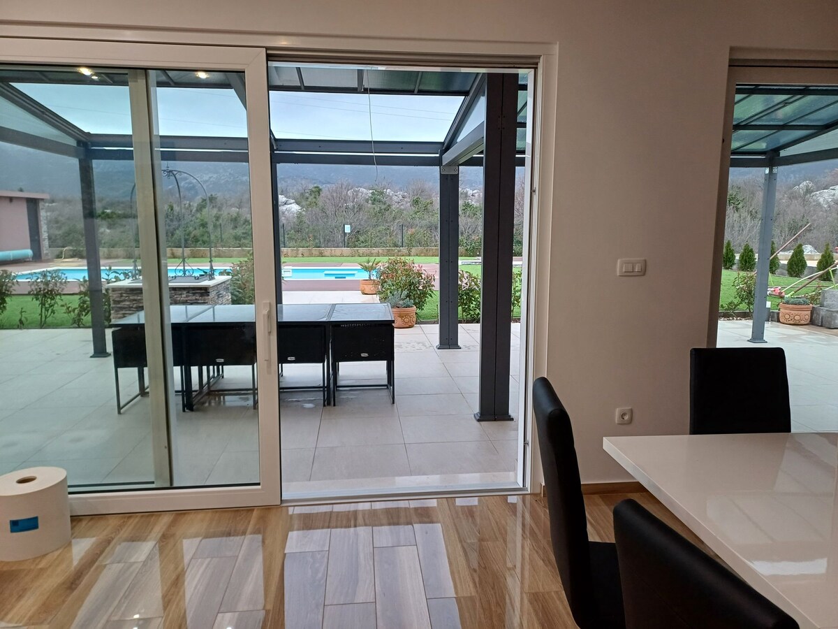 villa sky · Villa Sky D Omiš 10 people, luxury villa