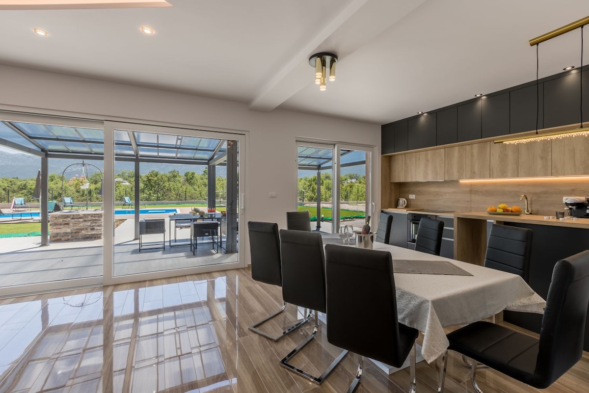 villa sky · Villa Sky D Omiš 10 people, luxury villa