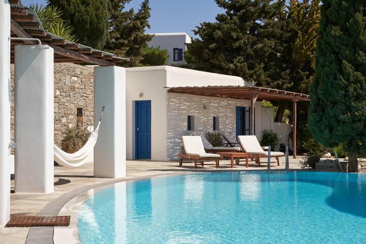 Agnanti Villa gallery image 2