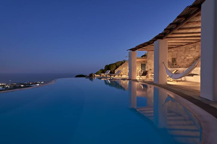 Agnanti Villa gallery image 3