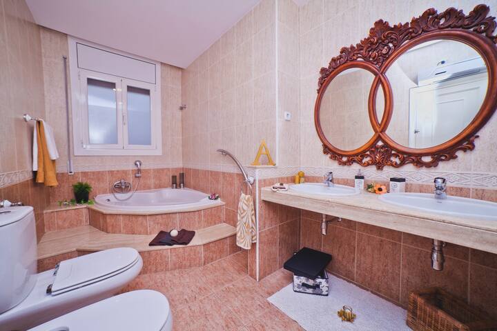 Villa Victoria Barcelona gallery image 2