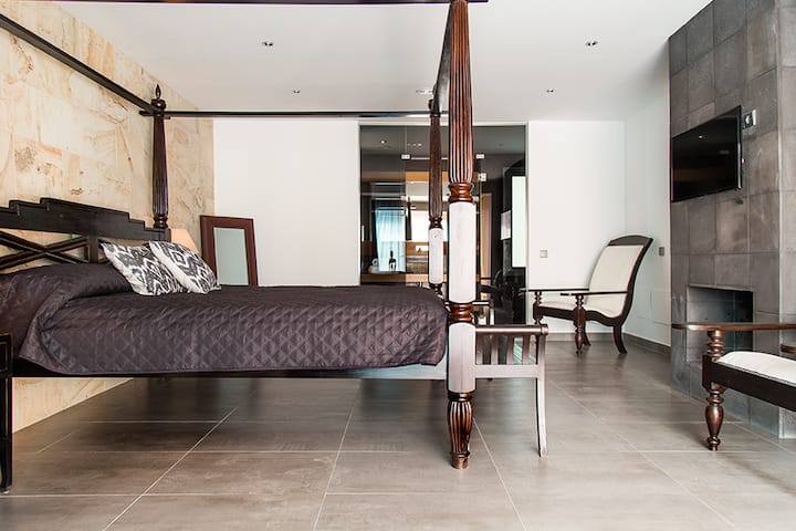 Schlafzimmer 5
