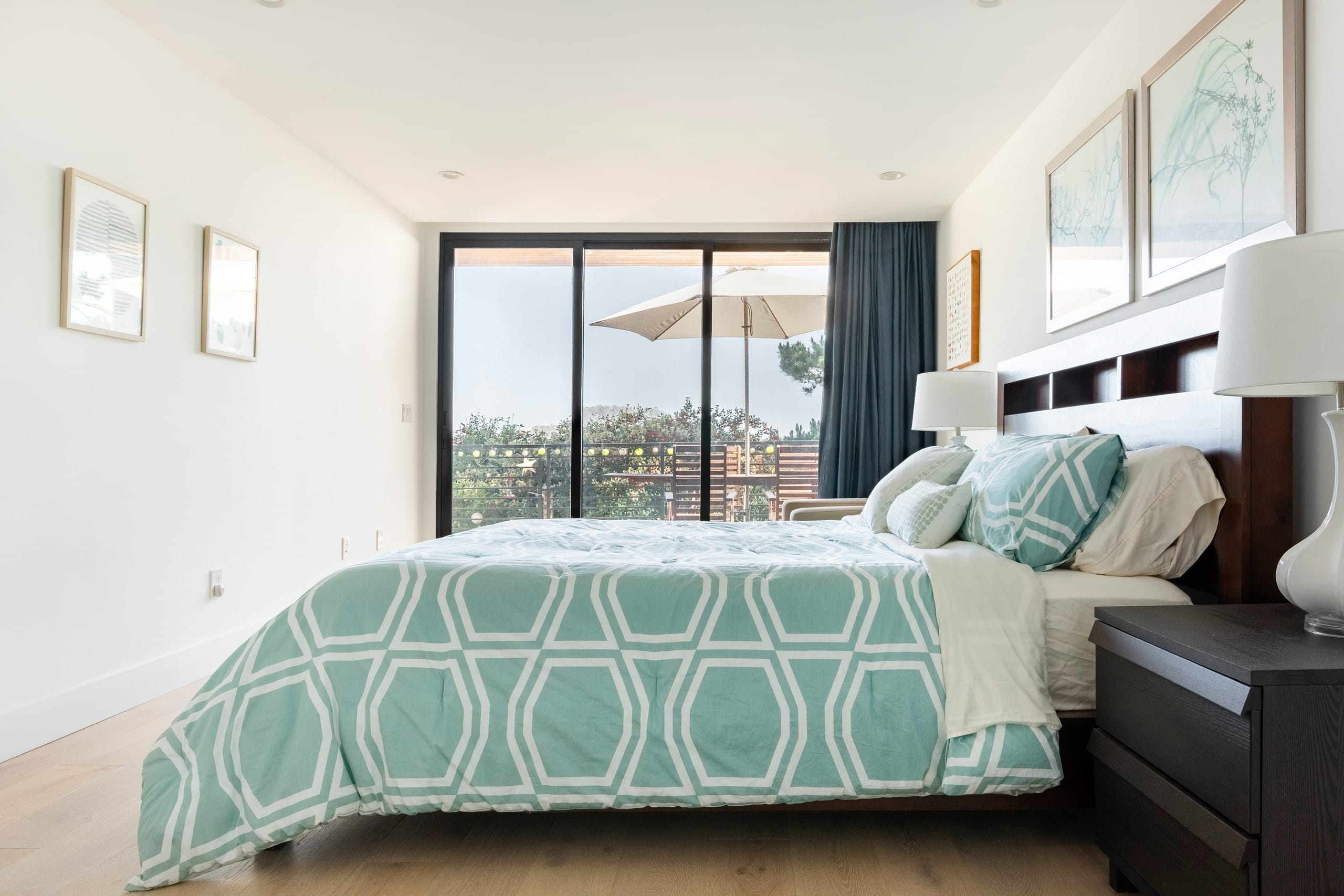 Villa in San Francisco · ★4.6 · 5 bedrooms · 6 beds · 3 baths - Image 14