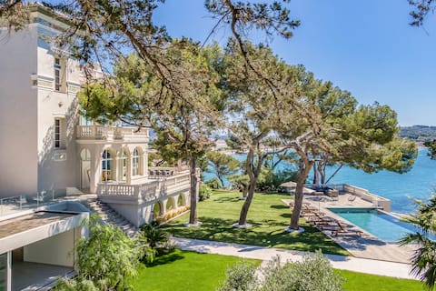 Toulon