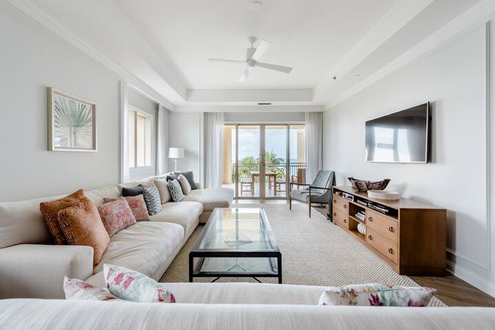 Ritz-Carlton Condo by RC Cayman Residences Rentals