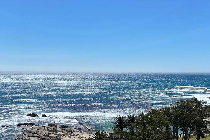 Luxury, Modern Lifestyle, Amazing Views, Camps Bay gallery image 5