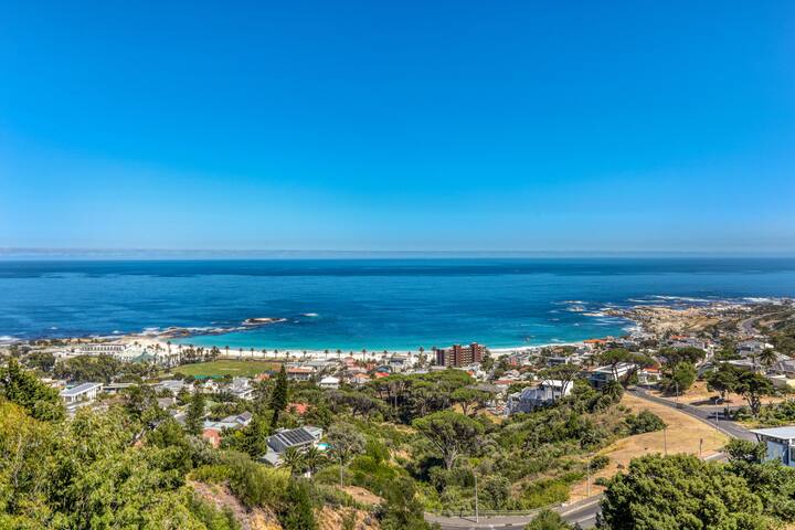 Villa Adara gallery image 2