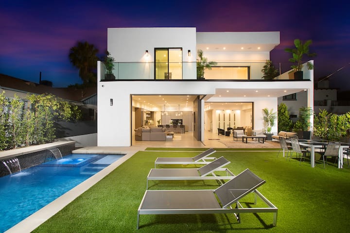 Brentwood Villa - Villas for Rent in Los Angeles, California 