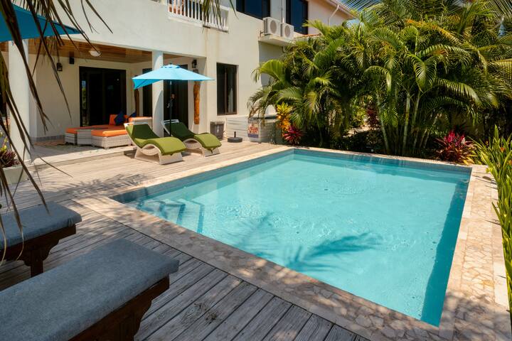 Villa Island Time gallery image 3