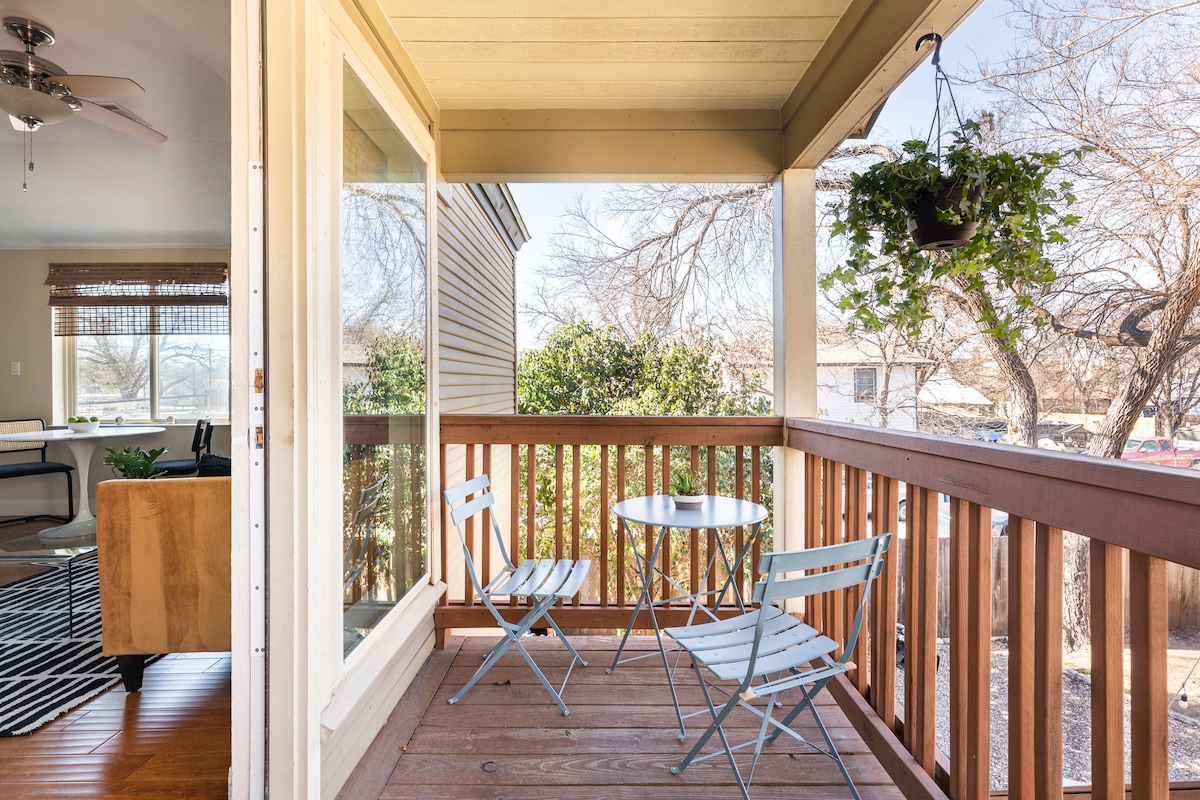 Spacious Retreat in East Downtown