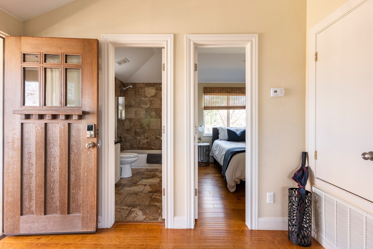 Spacious Retreat in East Downtown