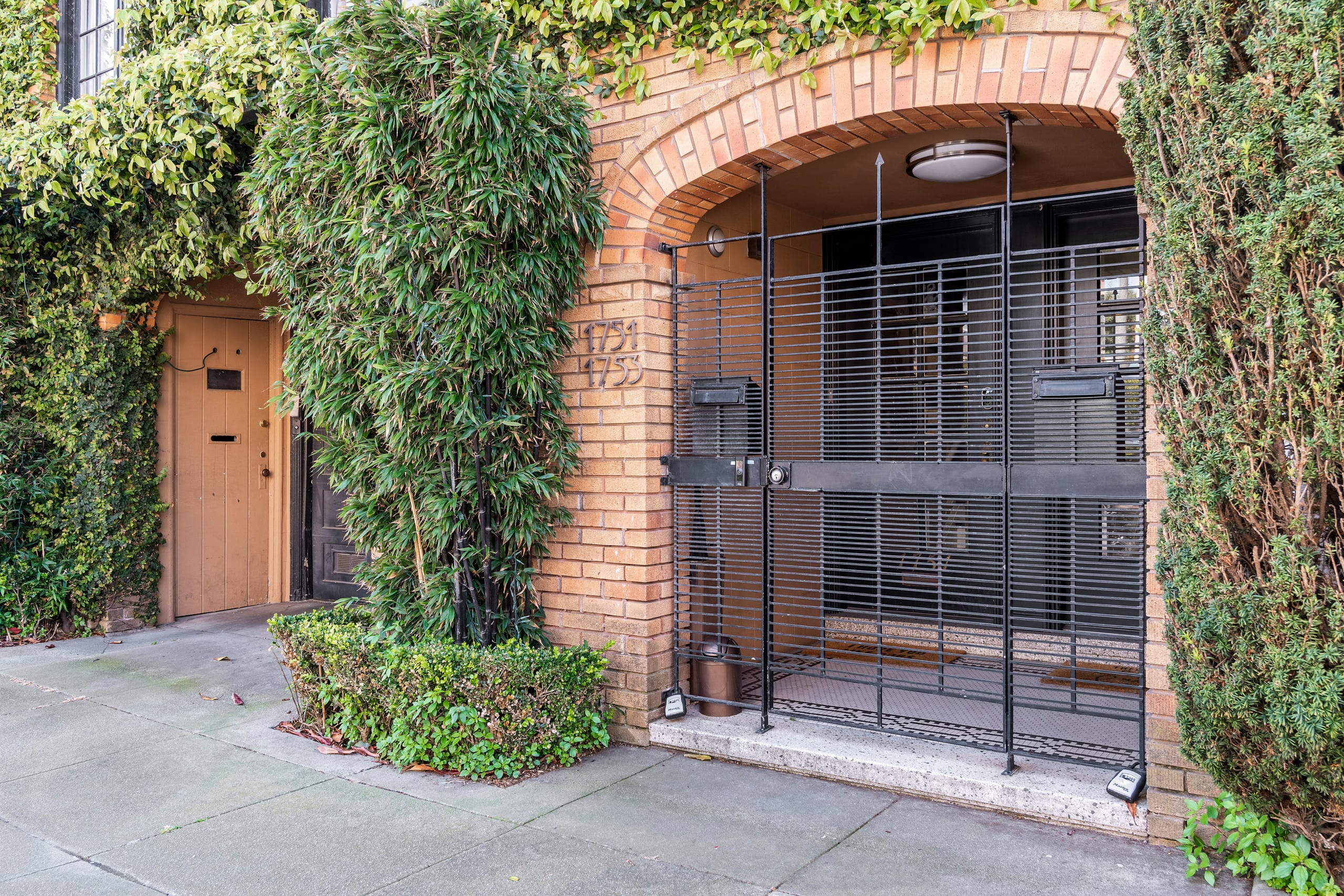 Condo in San Francisco · ★4.95 · 3 bedrooms · 4 beds · 2.5 baths - Image 54