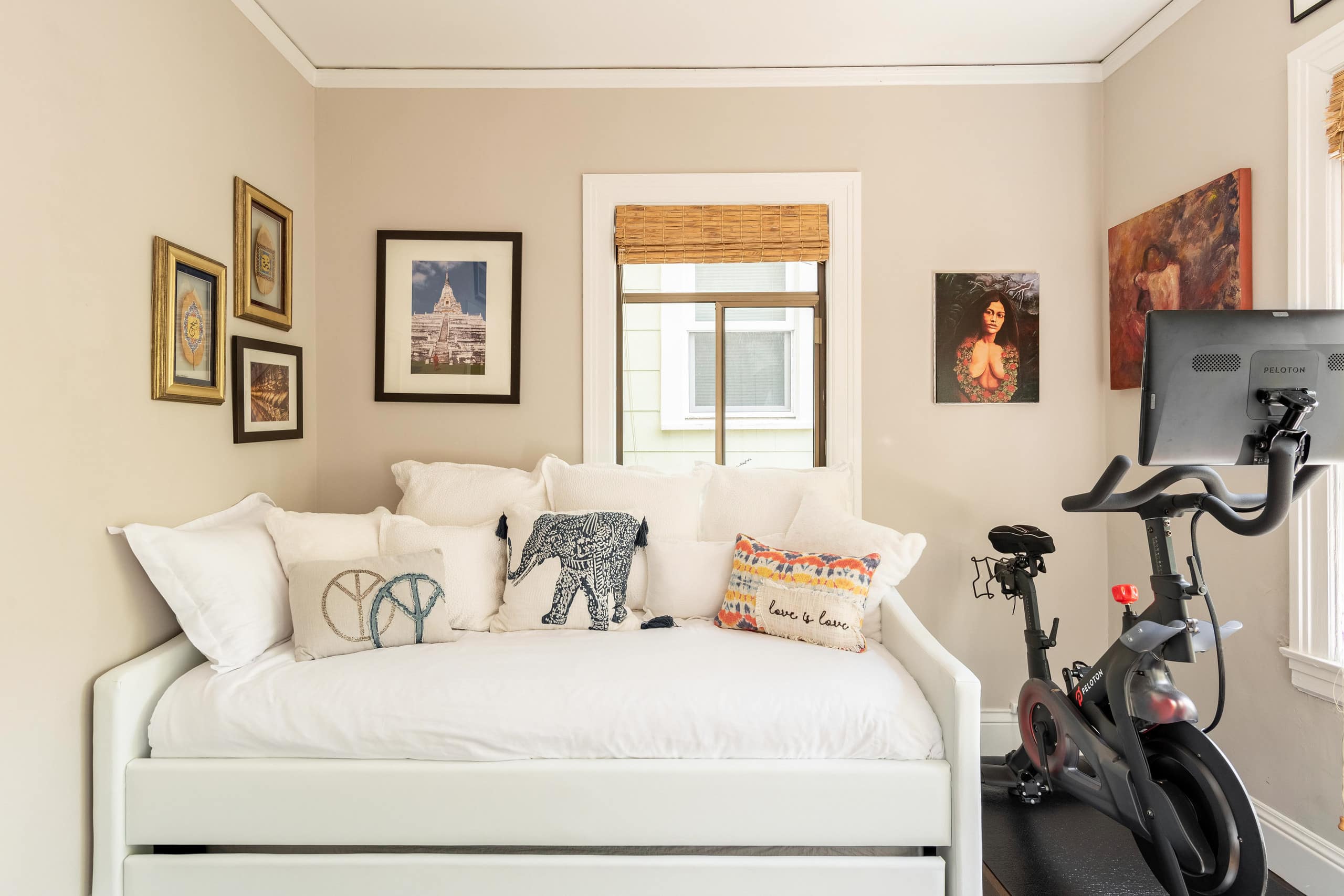 Condo in San Francisco · ★4.95 · 3 bedrooms · 4 beds · 2.5 baths - Image 27