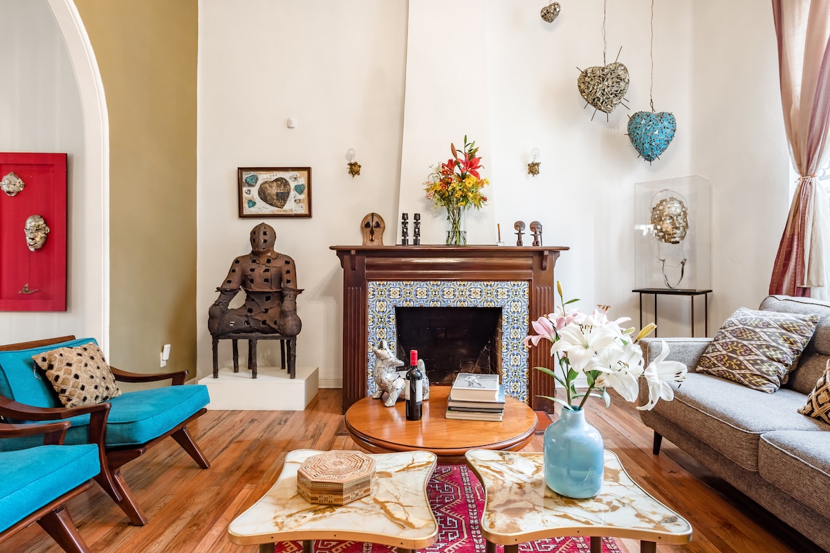 Anuncio de Airbnb popular: Gorgeous Condesa House with Beautiful Private Garden en Hipódromo Condesa