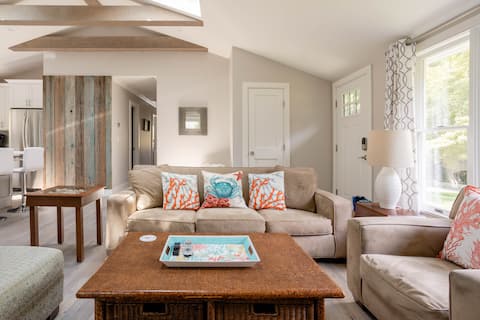 Popular Airbnb listing: Relax into Coastal Life at a Sun-Drenched Sag Harbor Home in Sag Harbor