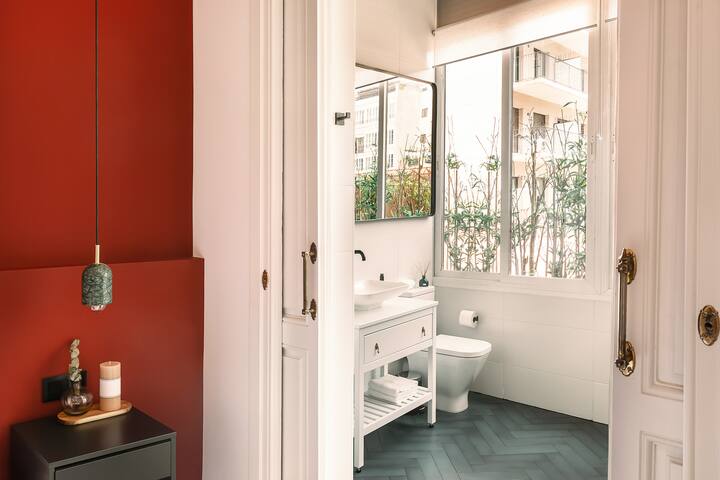 Charming 3 bedrooms Apt in the Heart of the City gallery image 5