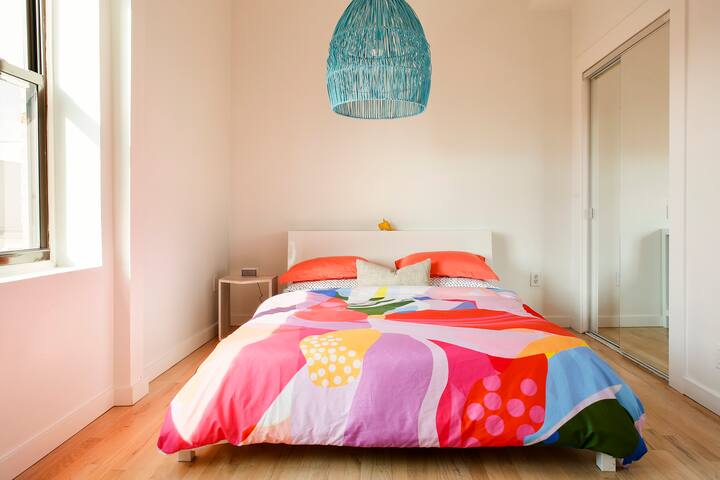 ALOHA Wicker Park Tropical Penthouse | Back Patio gallery image 3