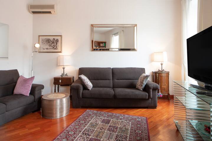 Vatican Little Dome for your dream in Rome gallery image 2