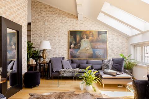 Sunny Luxury Loft in the Heart of Old Town Belgrade