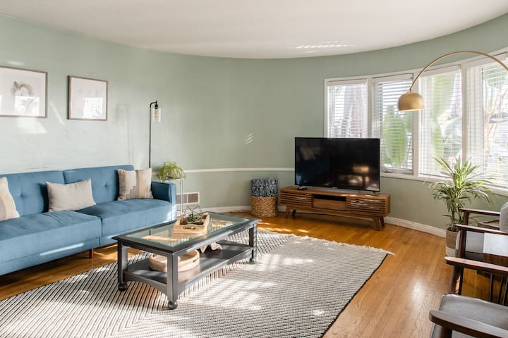 Dexter’s Dockside, Long Beach Waterfront House