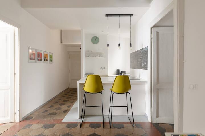 Vicoloft Sales, Stylish Modernism in Trastevere