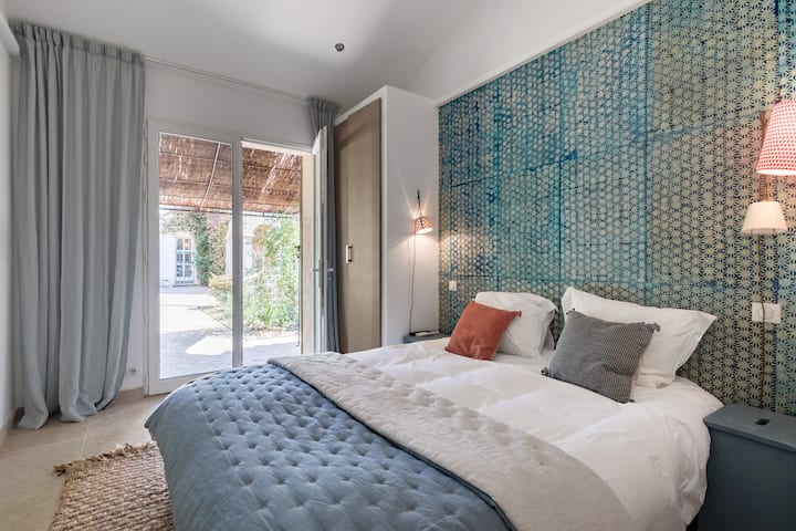 Chambre n °6 : suite bleue
Annexe - Rez-de-chaussée 