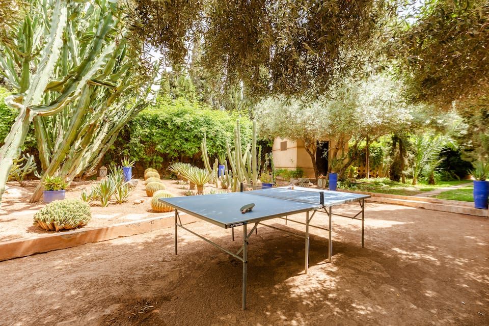 A red-brick villa in a one-hectare Marrakech garden, Marrakech, Marrakech-Safi, Morocco, photo 2 of 10