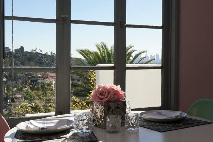 Pool, Privacy, Amazing Views & Office. 2 BR House. gallery image 4