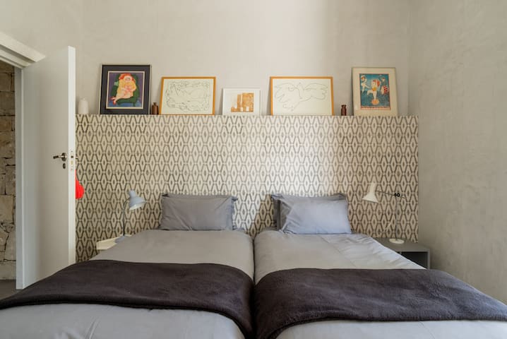 Moroccan Oasis Nestled on the City Bowl Hillside gallery image 3