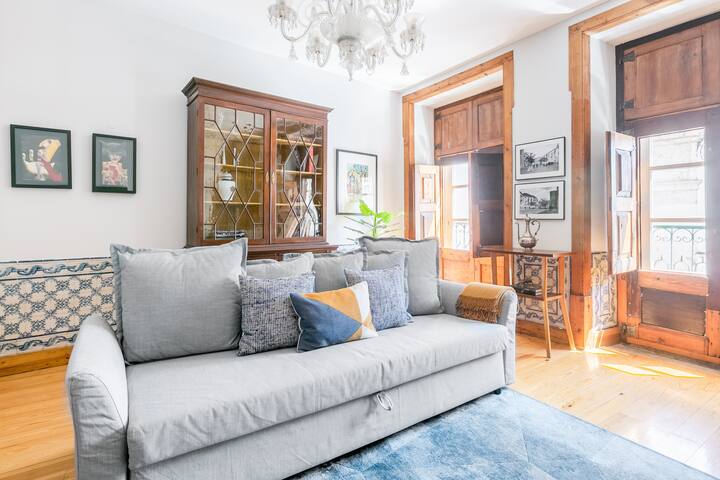 Alfama Terrace Apart First Floor With Historic Notes and AC gallery image 4