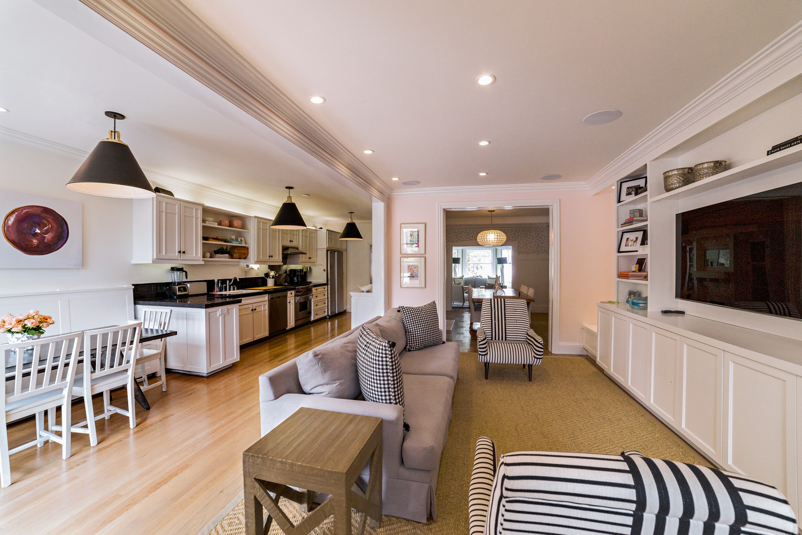 Home in San Francisco · ★5.0 · 4 bedrooms · 4 beds · 2.5 baths - Image 1
