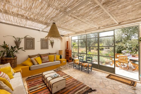 Top Airbnb: Historic Villa and Trullo With a Private Pool in Ceglie Messapica