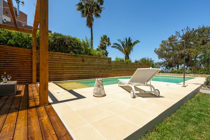 Chania Elite Home, Enjoy an Oasis by a Heated Pool