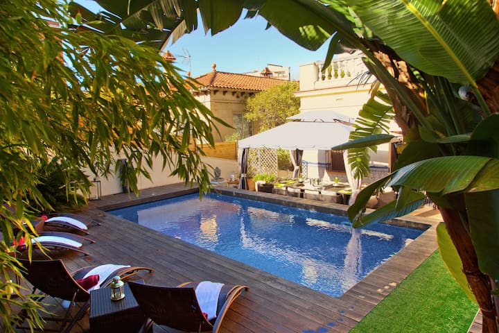Villa Victoria Barcelona – Luxury Villa with Pool and Jacuzzi in Barcelona City