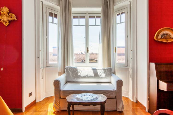Sunshine-Filled Central Milan Home