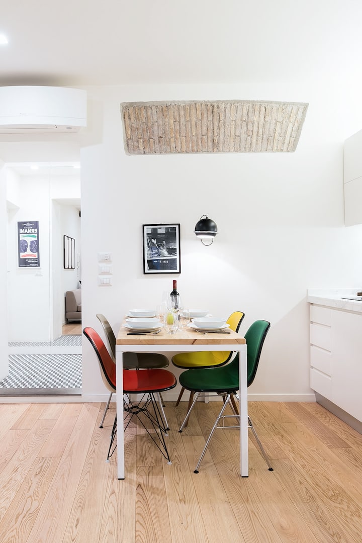 Romantic, Modern Studio near Torre Argentina - Apartments for Rent