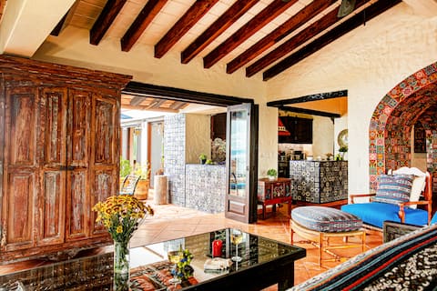Popular Airbnb listing: Stunning Historic Villa, Private Pool & 280° Views in Puerto Vallarta