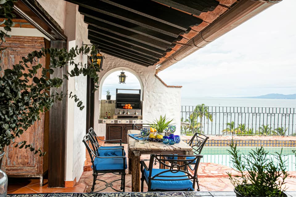 A historic villa above the Bay of Banderas, Puerto Vallarta, Jalisco, Mexico, photo 9 of 10
