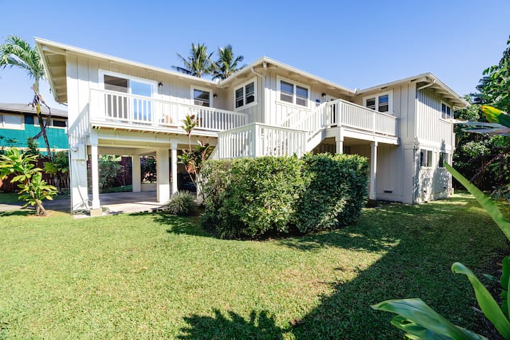 Cycle or Walk to Hanalei Bay