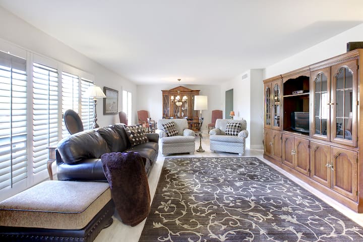 Large 4bd Near Kieland, Utilities Incl, Huge Yard - Scottsdale, AZ
