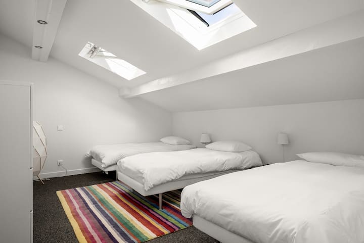 Habitación triple arriba (a los niños les encanta) 
