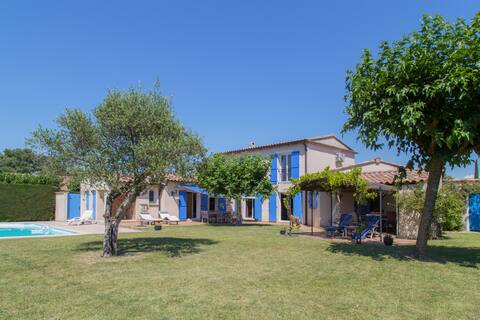 Big luxury family villa with private swimming pool