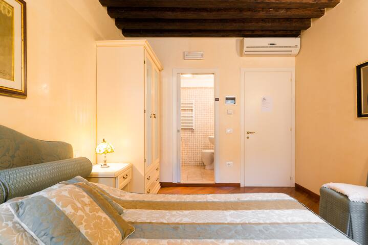 Art Palace, Biennale. gallery image 4