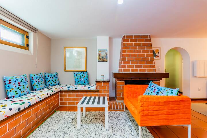 3-Storey House in the Heart of Foz do Douro gallery image 2