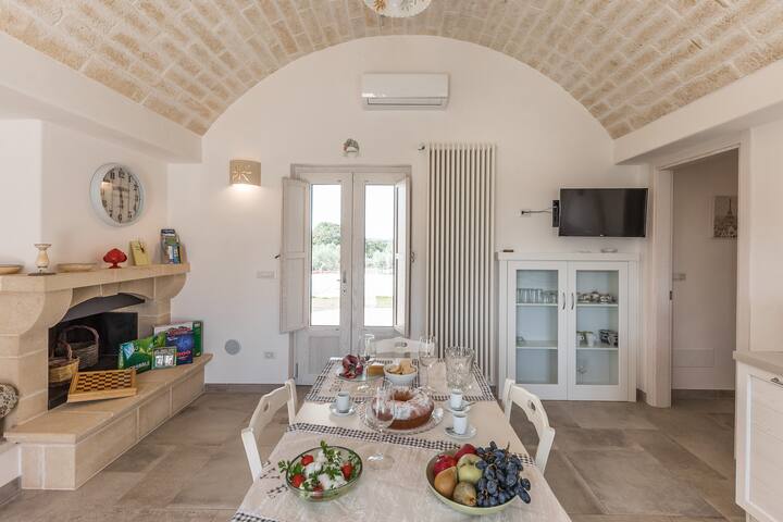 Villa Sud-Est between Cisternino and Ostuni gallery image 4