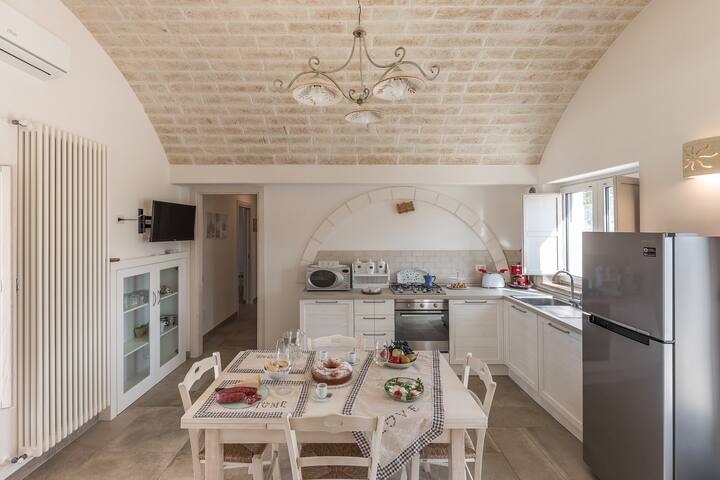 Villa Sud-Est between Cisternino and Ostuni gallery image 3
